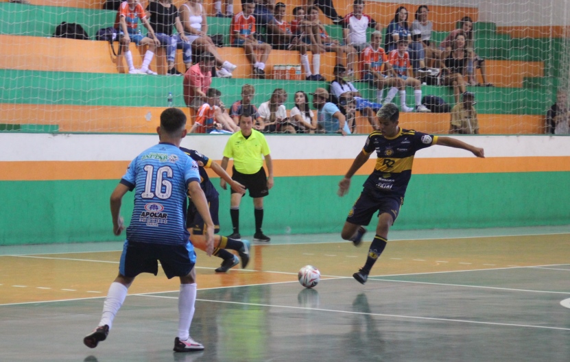 Rodada para Sub-15 e Sub-17 teve seis jogos em Camboriú