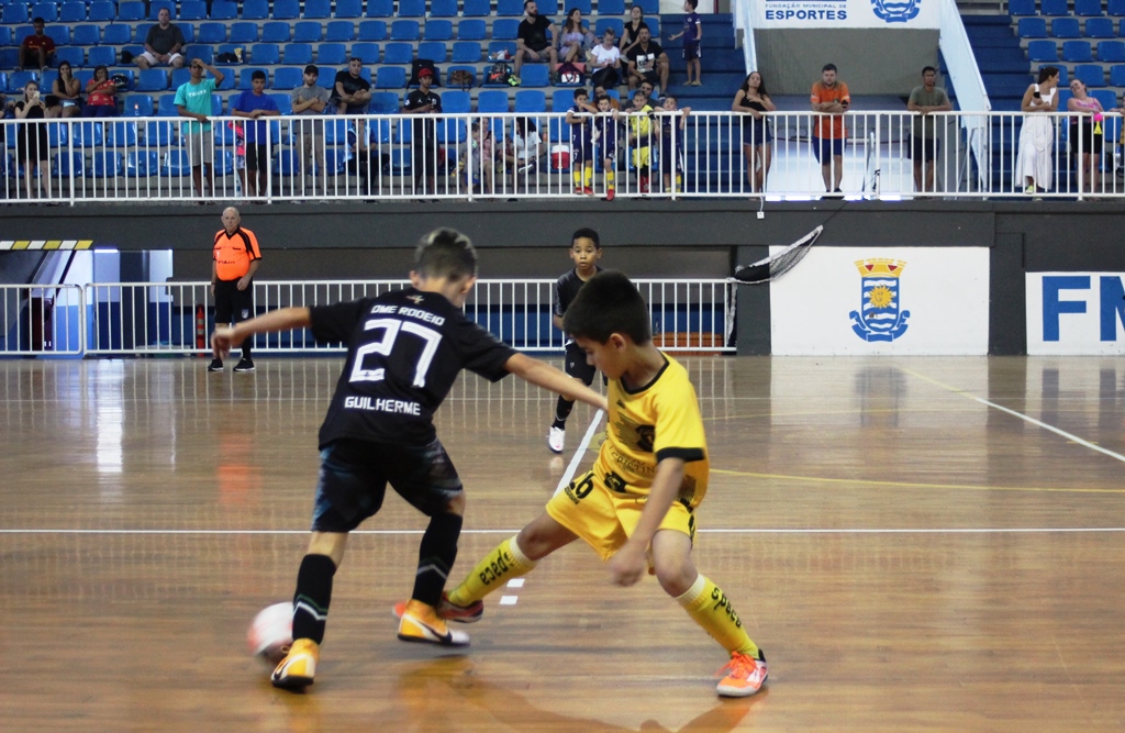 Confira o resultado dos jogos da 1ª fase da Copa Santa Catarina de Futsal  sub 8. - Elase