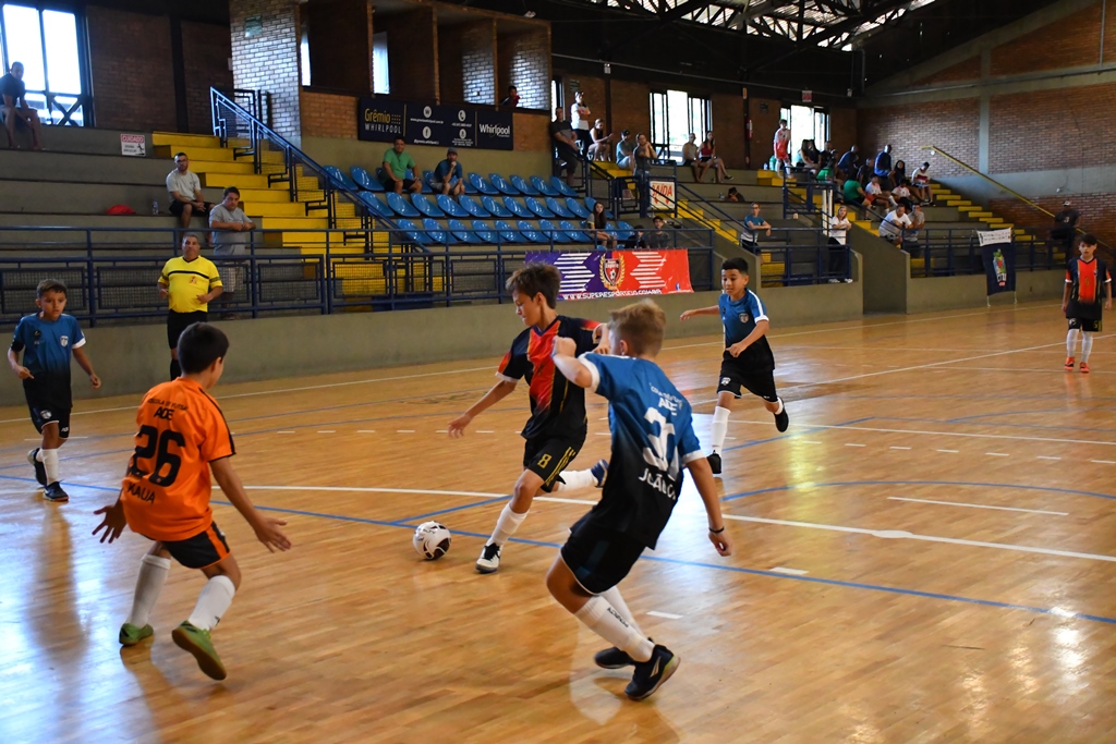 Jogos em Blumenau e Joinville fecham a 1ª Fase hoje