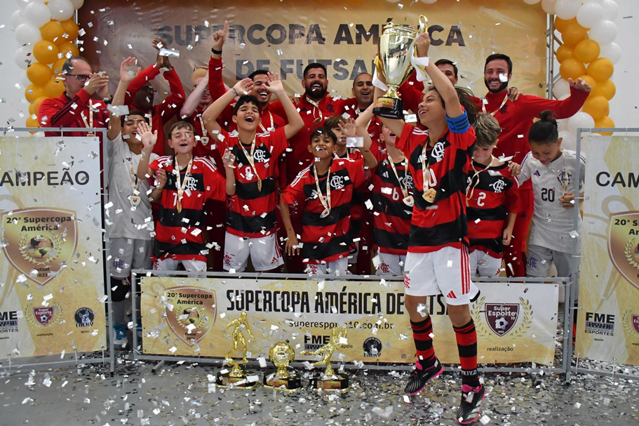 Clássico carioca: Flamengo vence o Botafogo na Sub-10