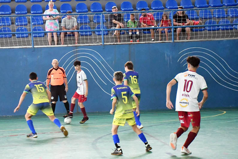 Segundo dia de muitos jogos em Balneário Camboriú