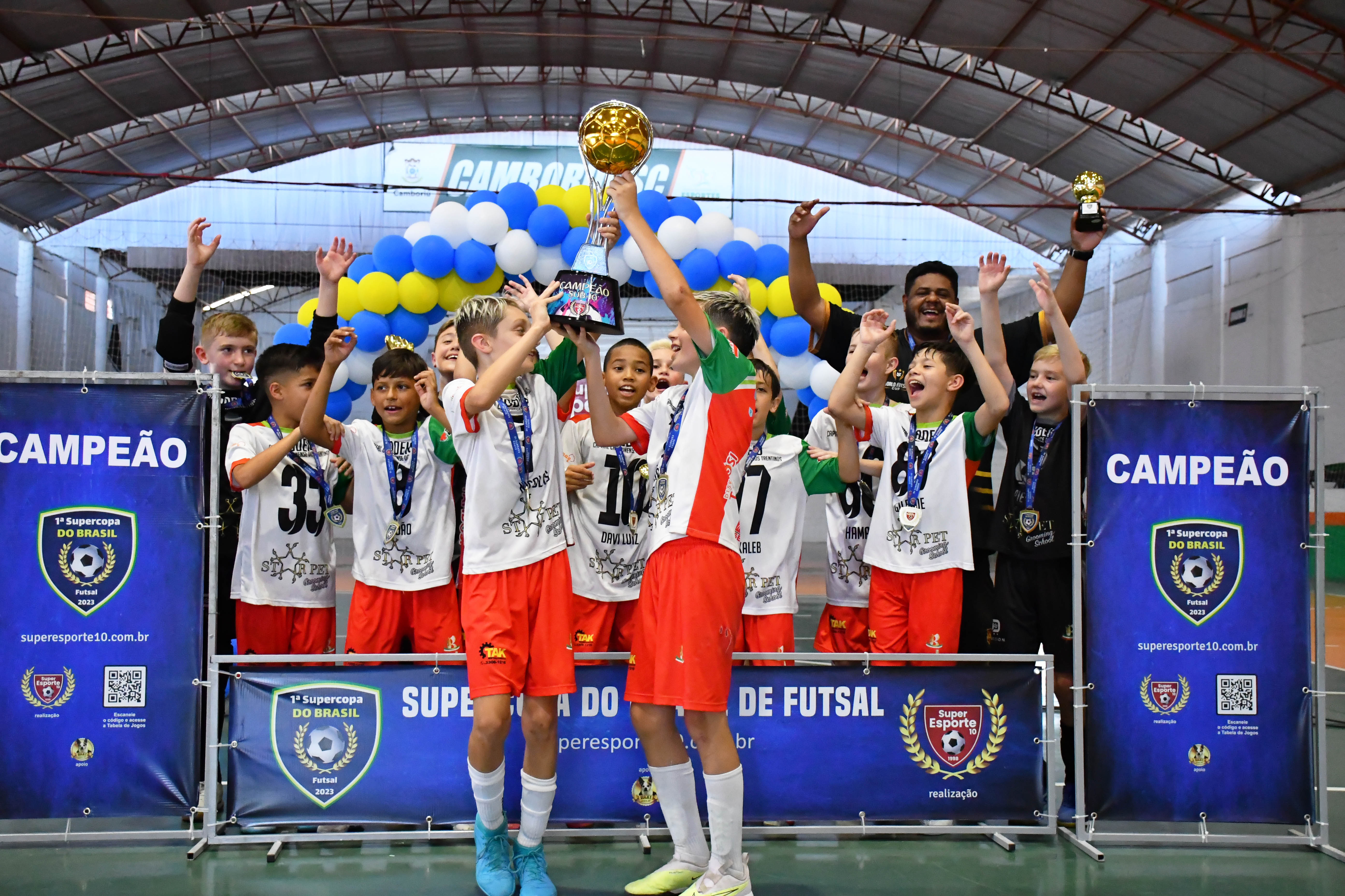 Rodeio Futsal conquista o título na categoria Sub-10