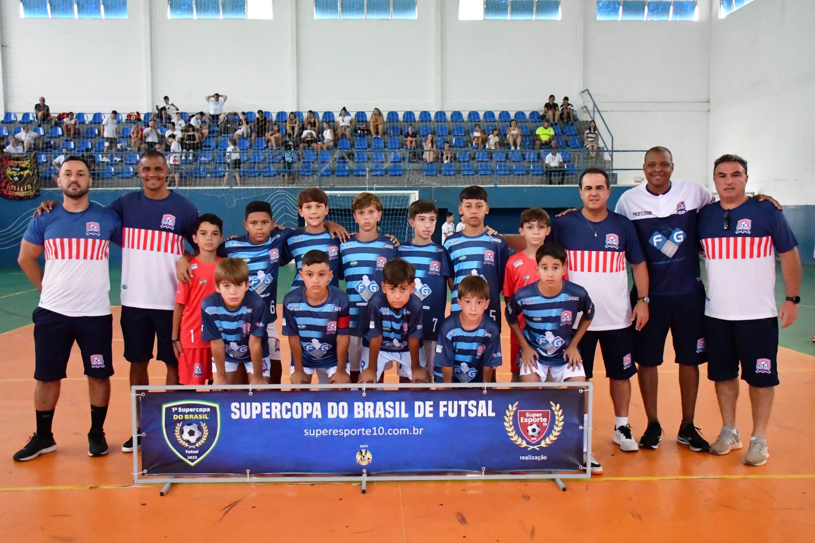 Galeria com as fotos de todos os participantes