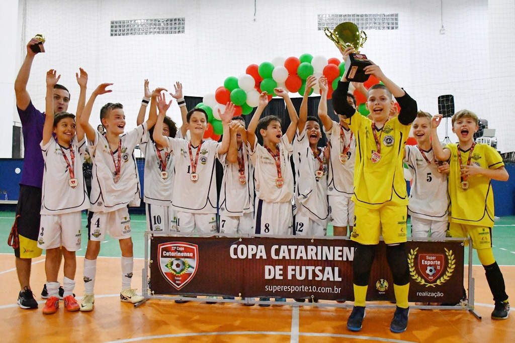 CEEJ/SECEL vira no segundo tempo e conquista a Sub-11