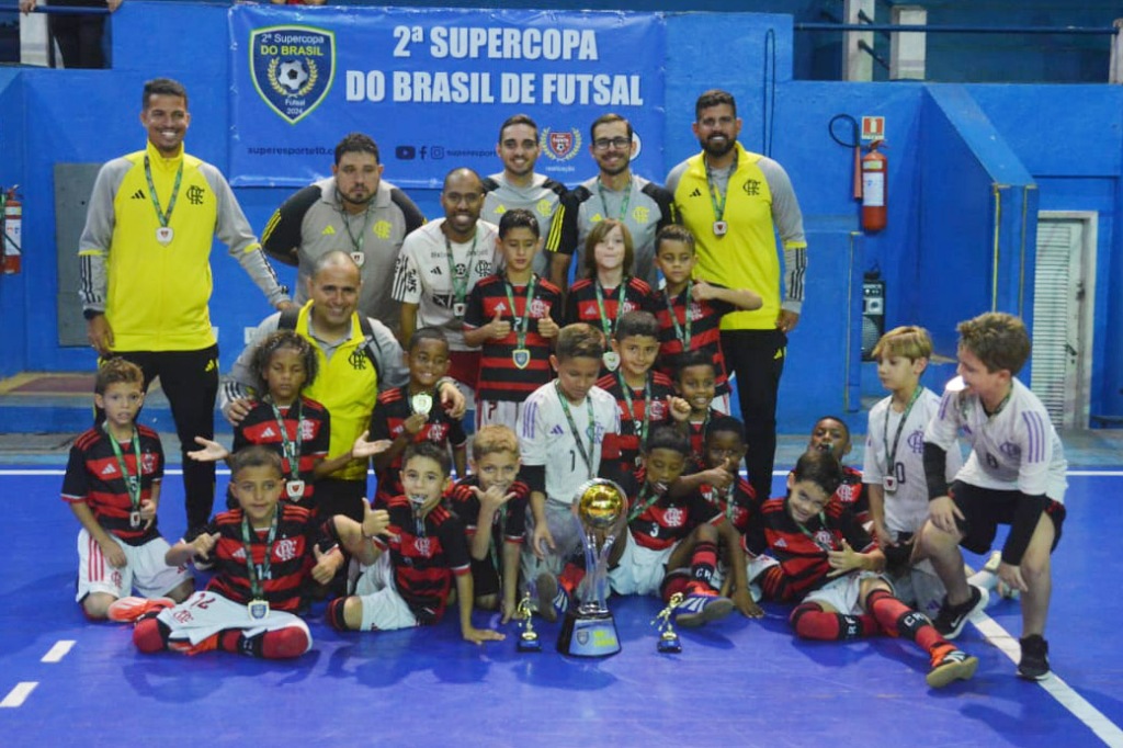 Superfinal carioca na Sub-07: Flamengo goleia o Botafogo