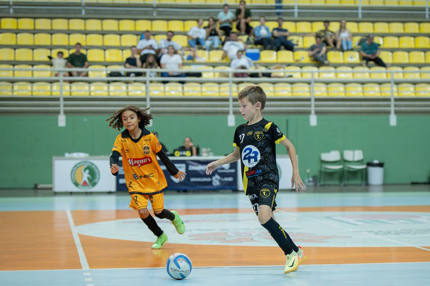 Sub-08 e 11 definiram classificados para a 3ª fase