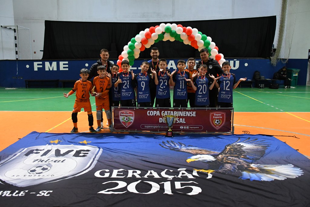 Five Futsal leva a taça na categoria Sub-10
