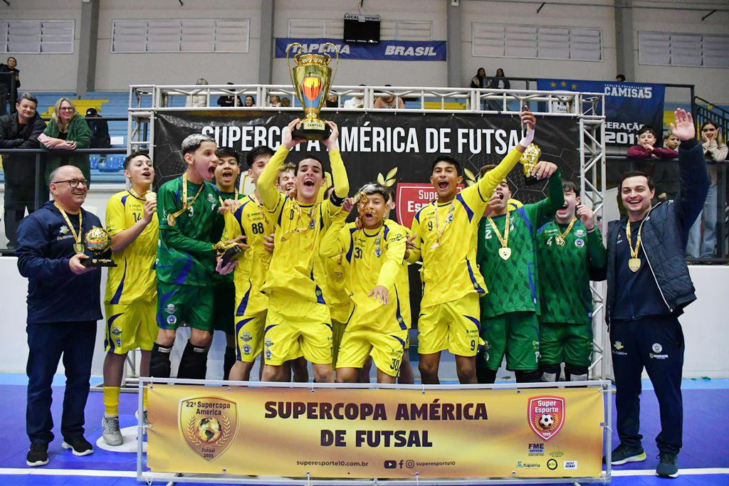 CEEJ/CECEL ganha o título na Sub-14